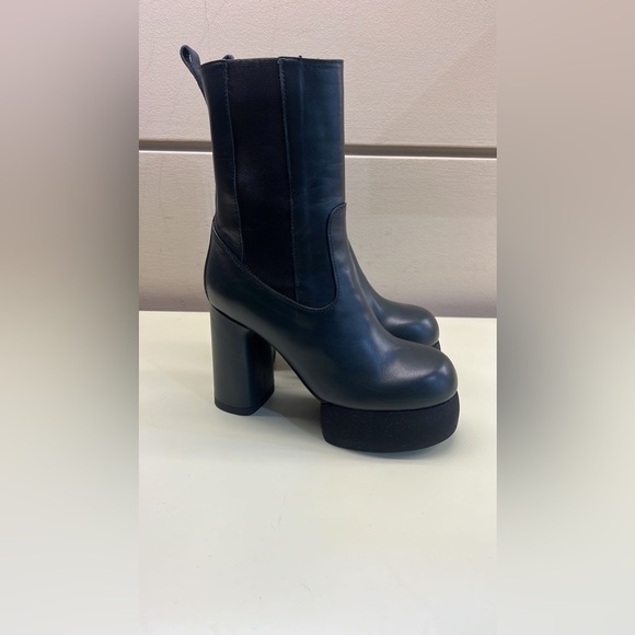 Agl MADE IN ITALY LEATHER Green Platform Ankle Boots with Chunky Heel